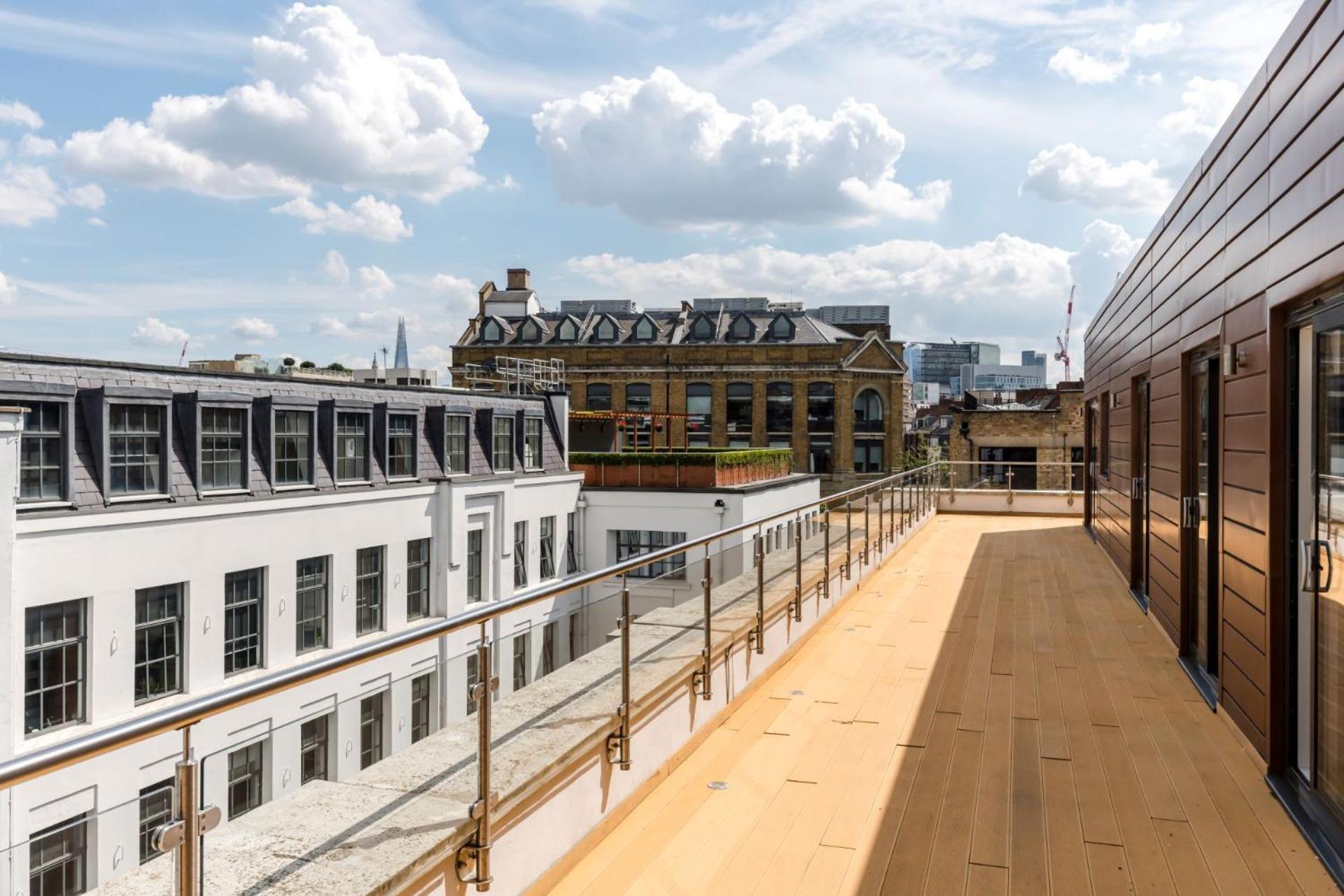 The Roof Is On "Fire" - Farringdon - By Frankie Says Apartamento Londres Exterior foto
