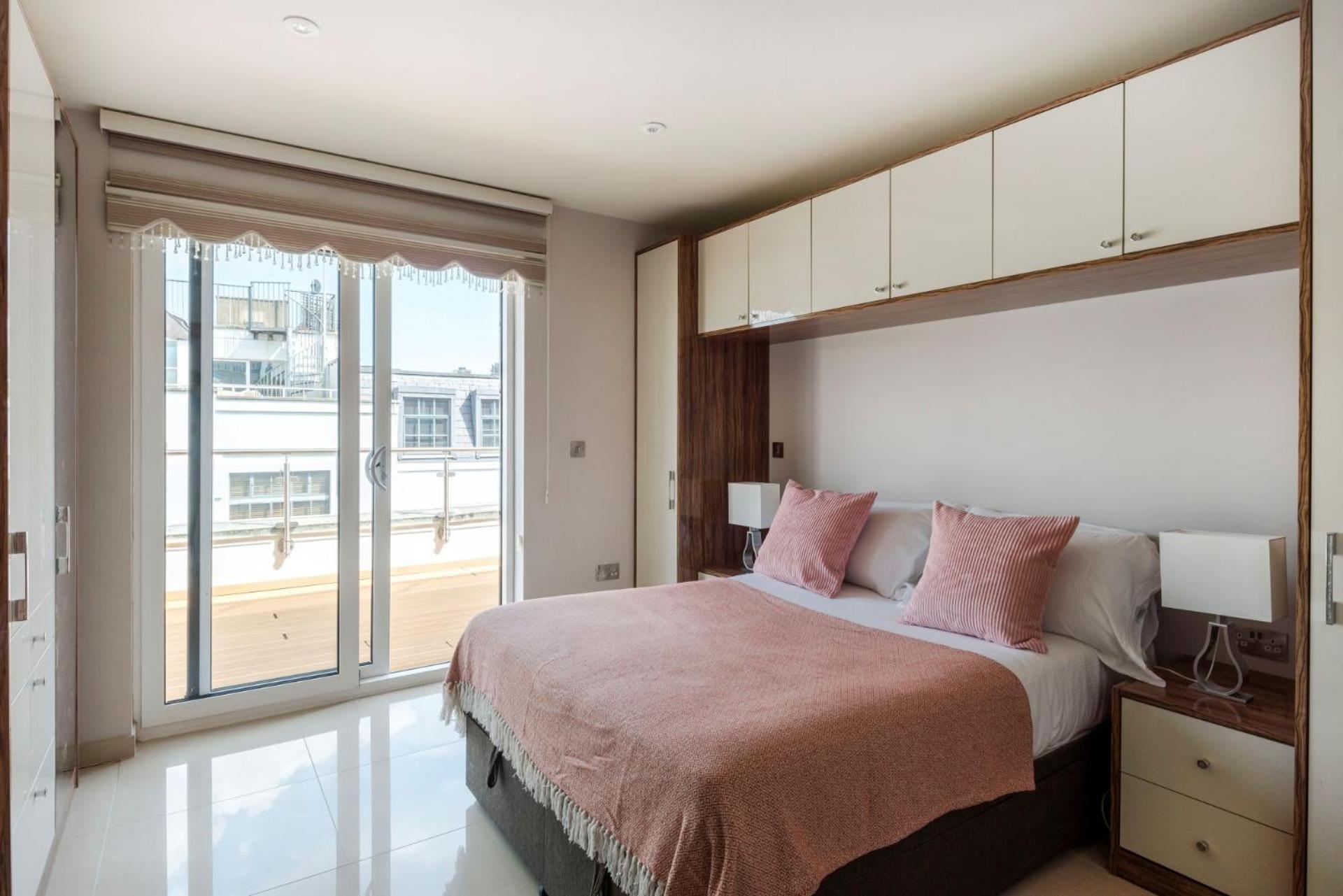 The Roof Is On "Fire" - Farringdon - By Frankie Says Apartamento Londres Exterior foto